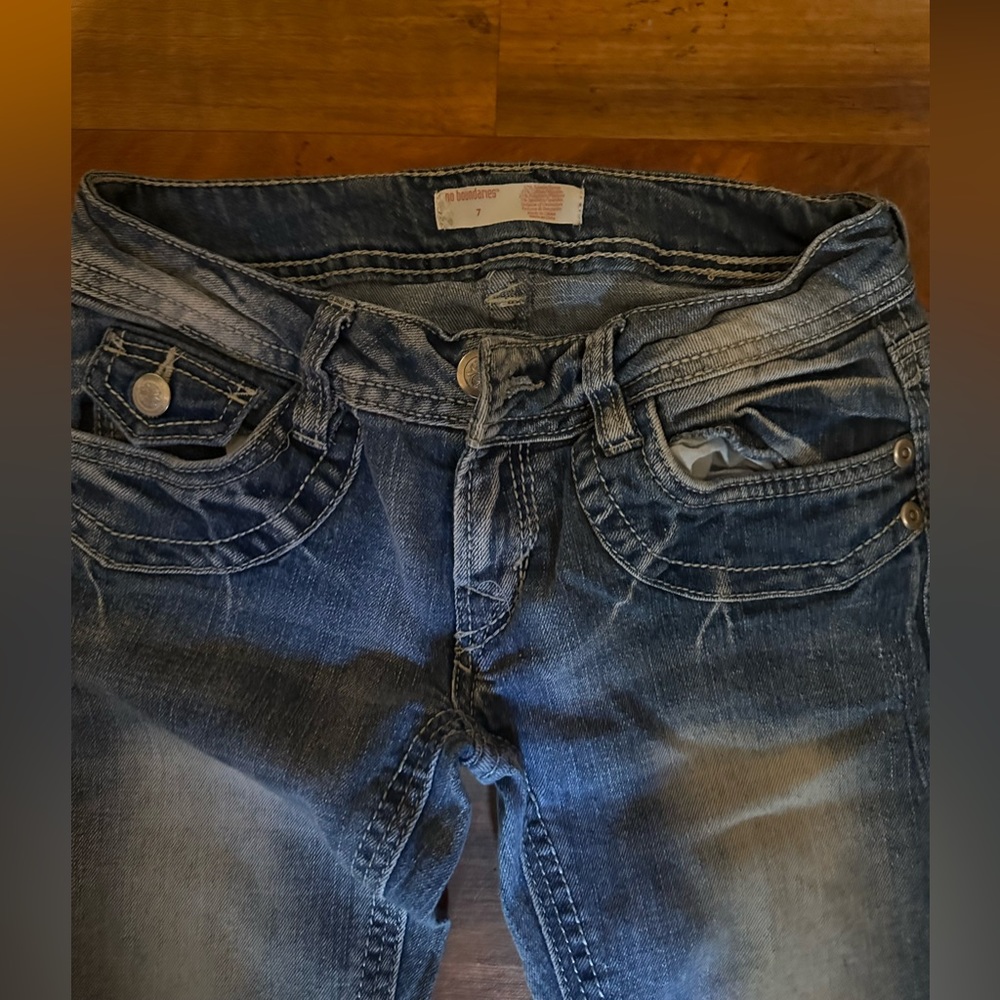 No boundaries size 7 jeans